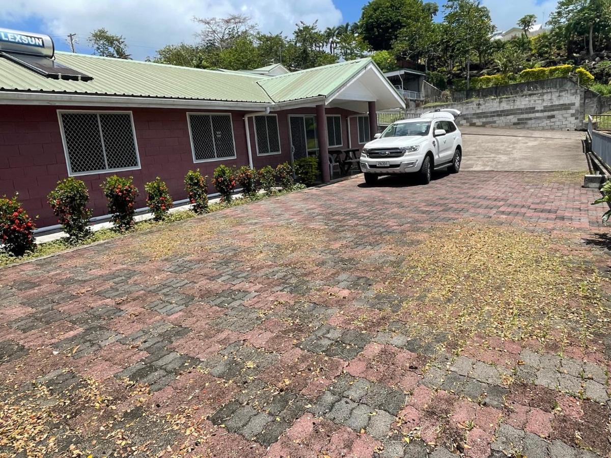 Keris Rental Houses Vaitele Esterno foto