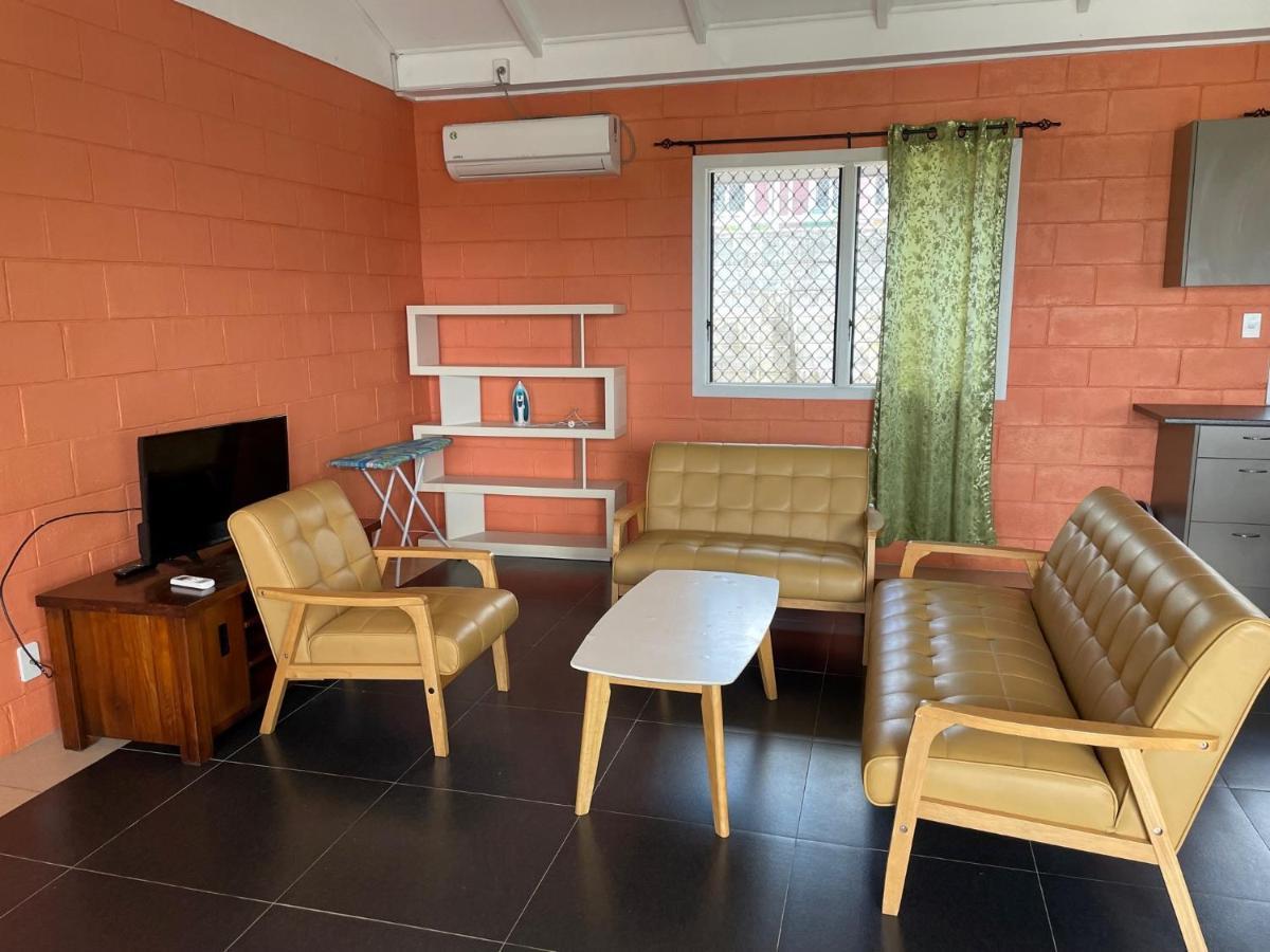 Keris Rental Houses Vaitele Esterno foto