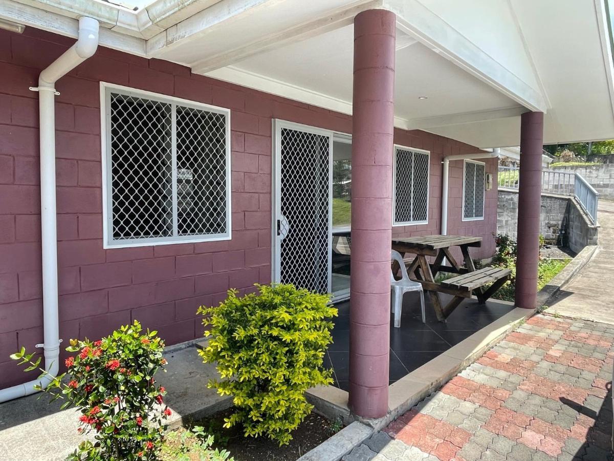 Keris Rental Houses Vaitele Esterno foto